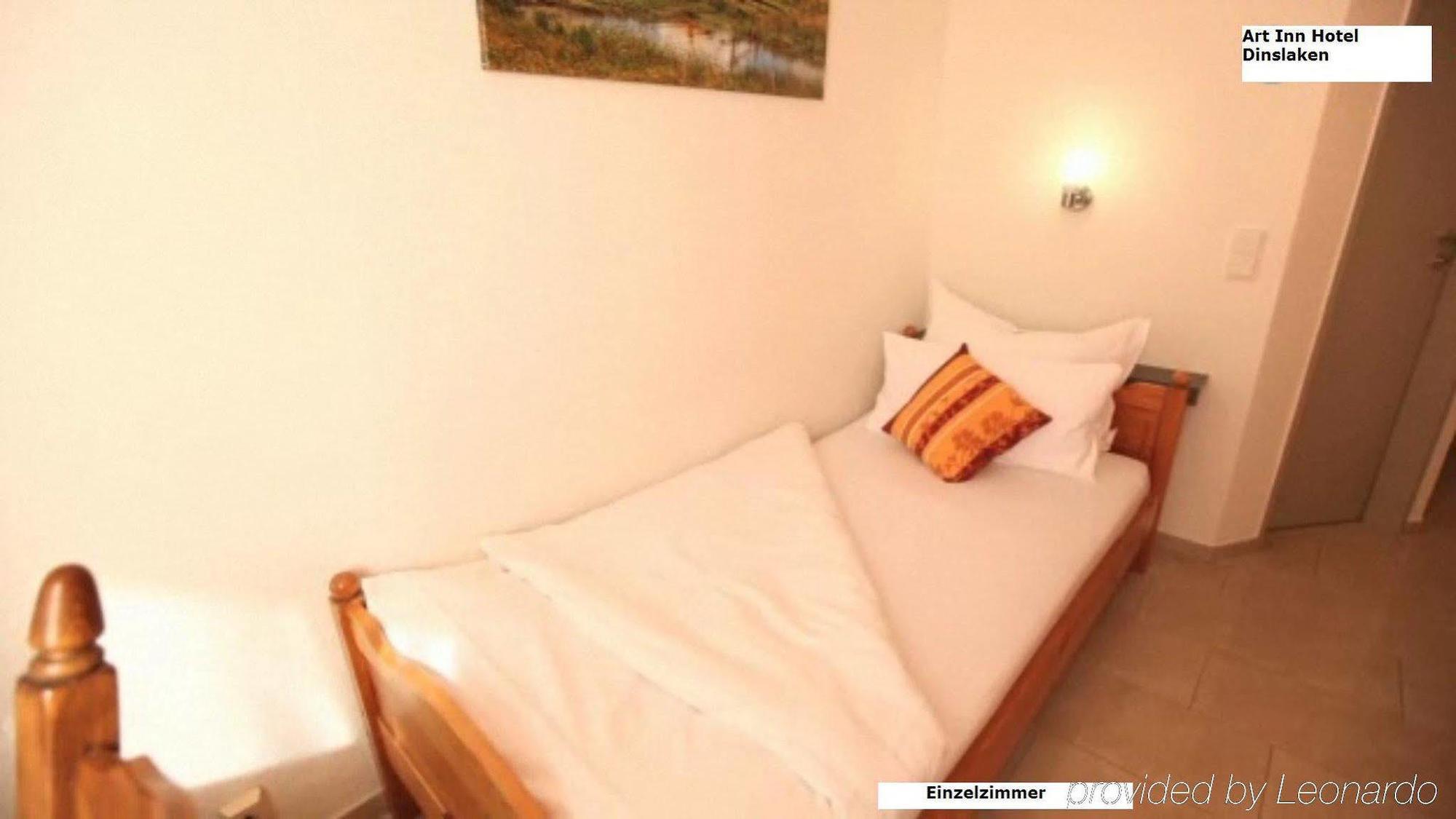 Hotel Art Inn Динслакен Стая снимка