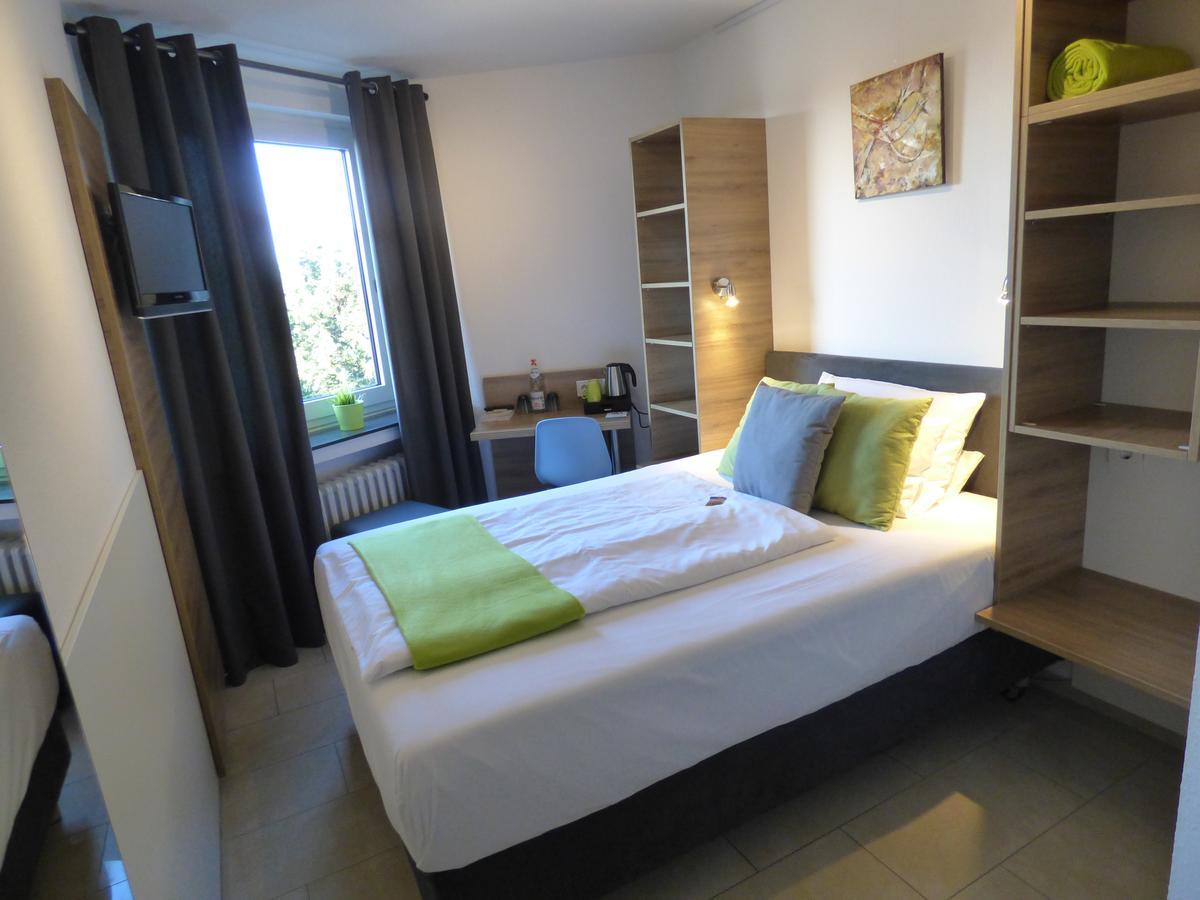 Hotel Art Inn Динслакен Екстериор снимка