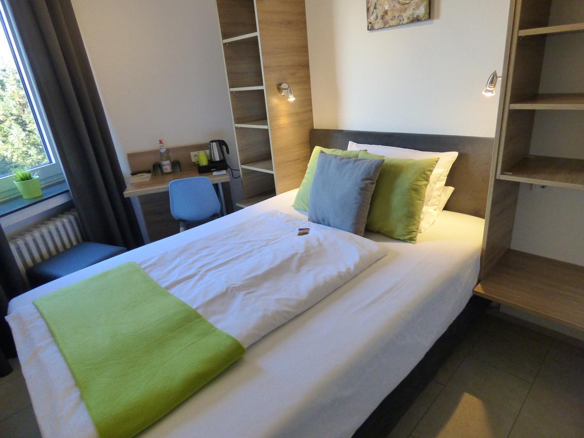 Hotel Art Inn Динслакен Екстериор снимка