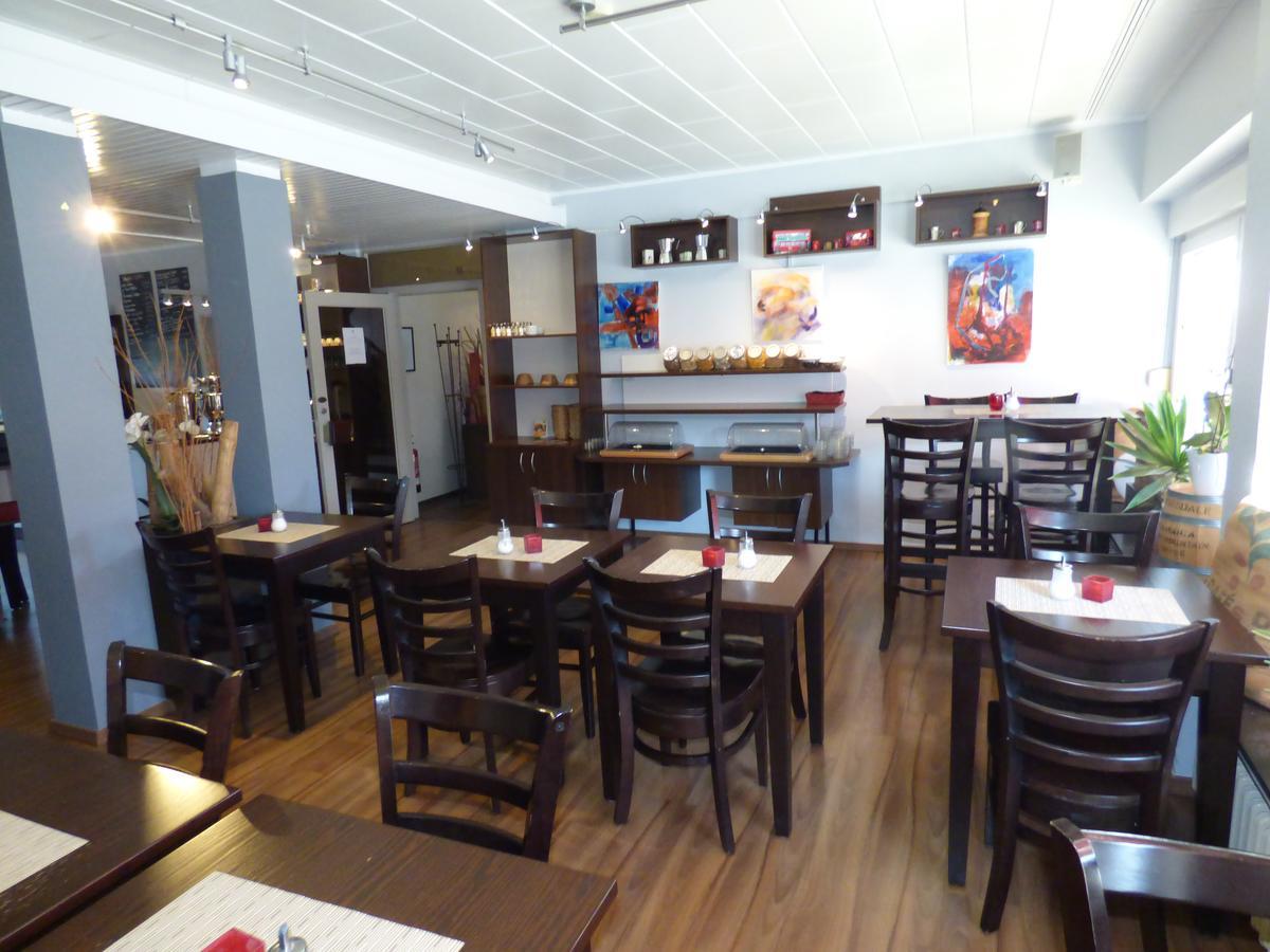 Hotel Art Inn Динслакен Екстериор снимка